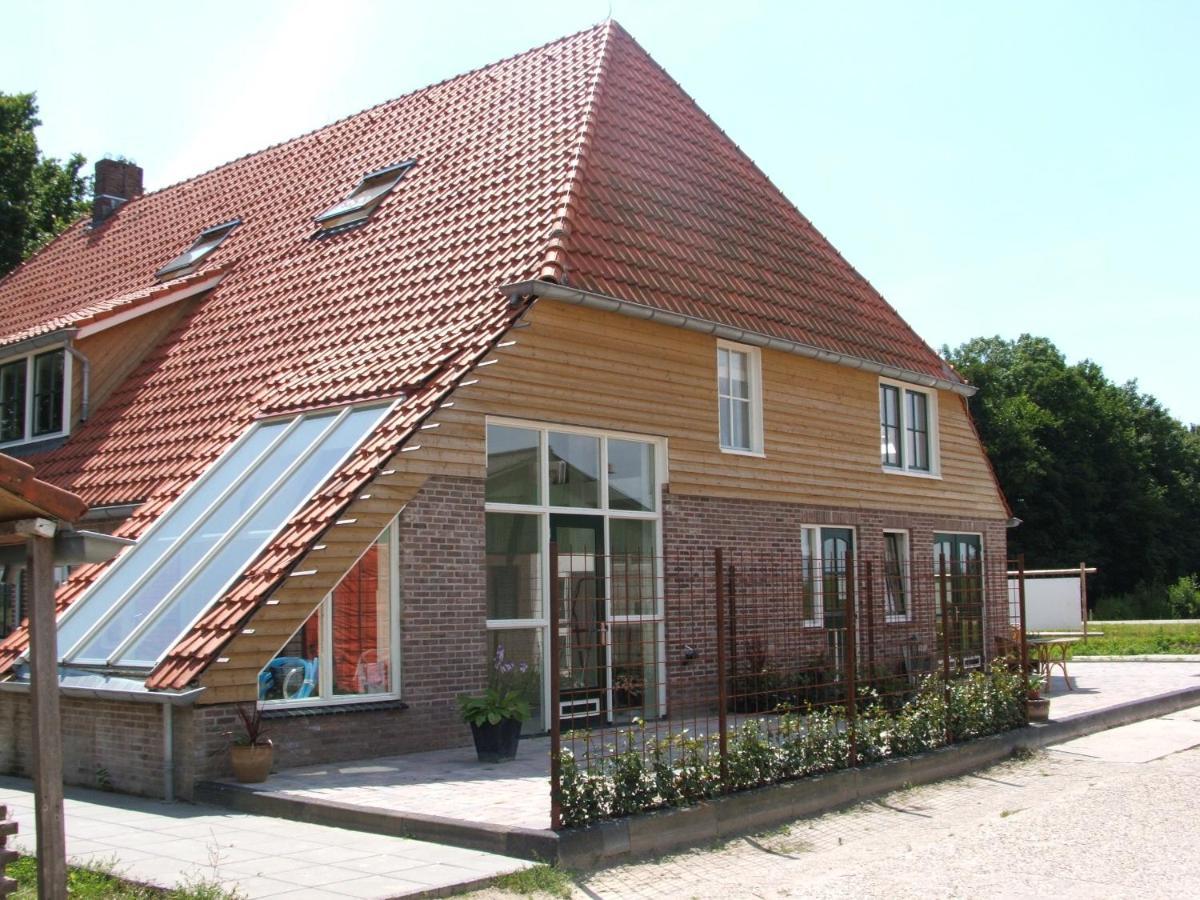 B&B De Strandhoeve ヒートホールン エクステリア 写真